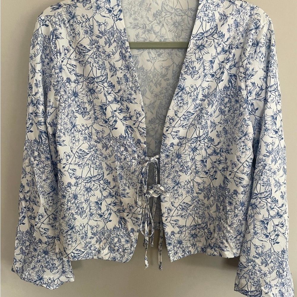 Floral Tie-Front Blouse